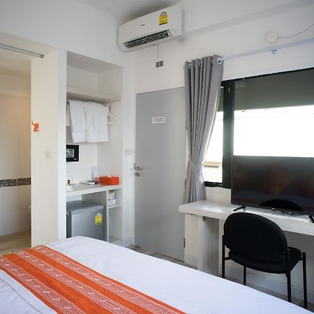 Hotel 202 House Chiang Mai Esterno foto