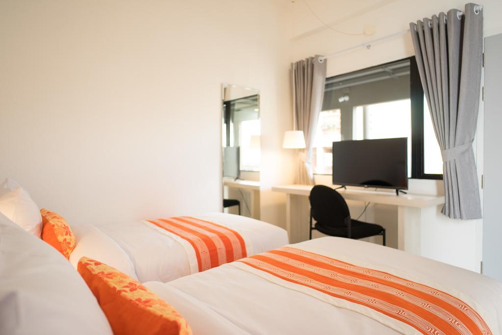 Hotel 202 House Chiang Mai Esterno foto