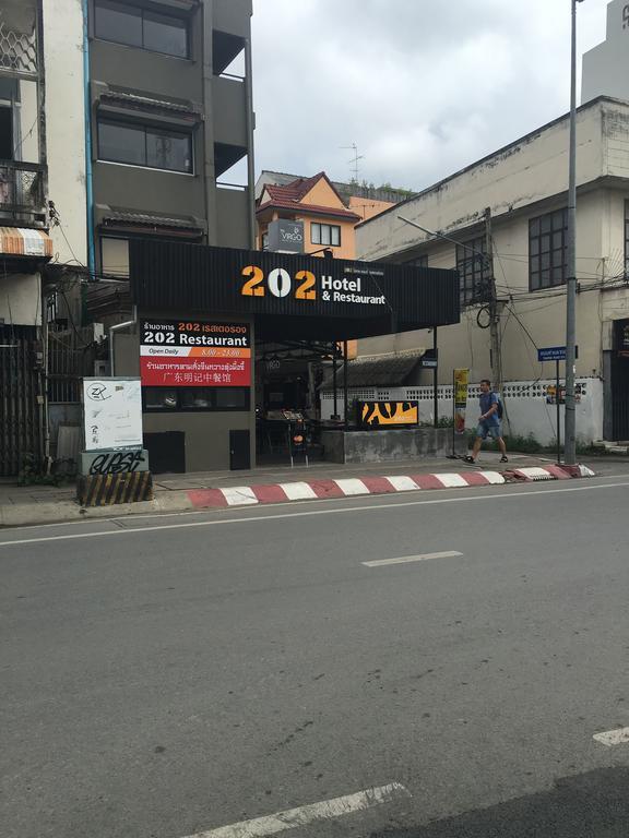 Hotel 202 House Chiang Mai Esterno foto