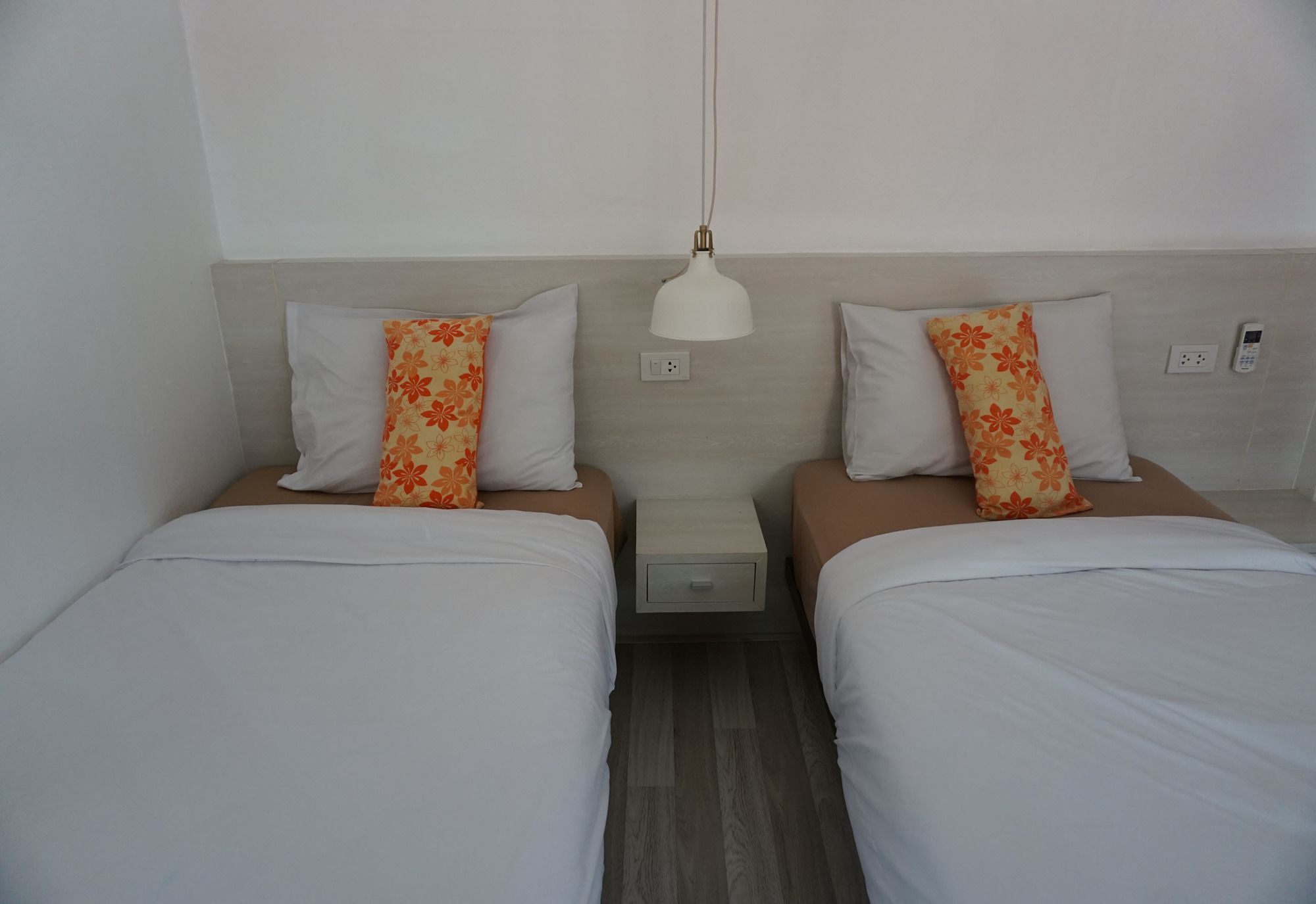 Hotel 202 House Chiang Mai Esterno foto