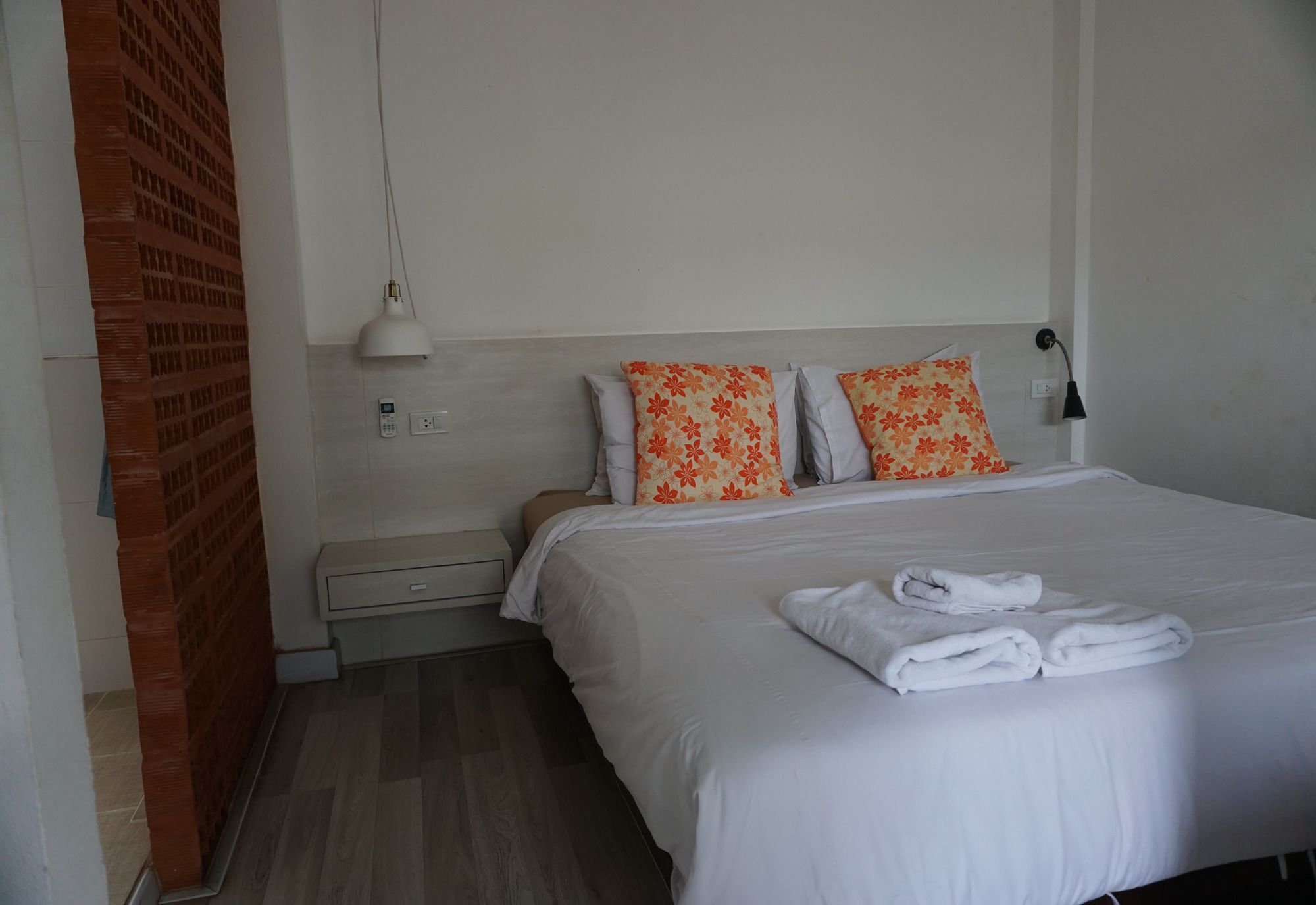 Hotel 202 House Chiang Mai Esterno foto