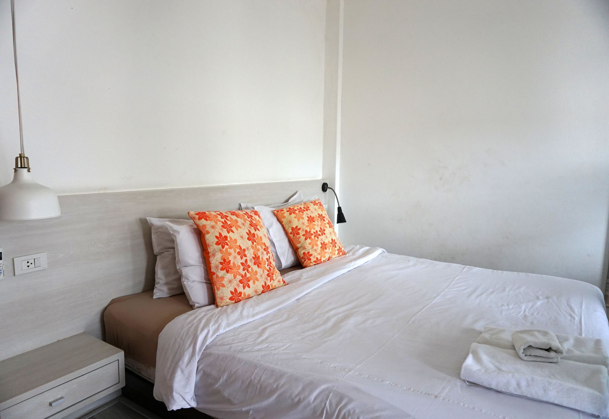Hotel 202 House Chiang Mai Esterno foto